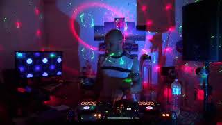Hello everyone! Come  join me for a little Techno session   #techno #dj
