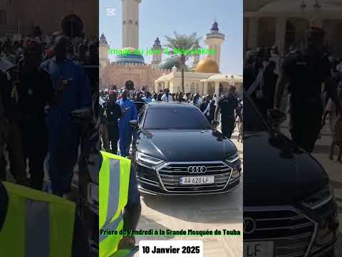 Image du jour S. Mountakha Prière du Vendredi à la Grande Mosquée de Touba 9 Rajab 10 Janvier 2026