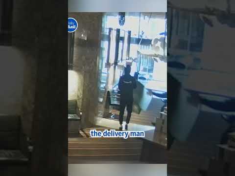 AMAZON WORKER ? CUSTOMERS