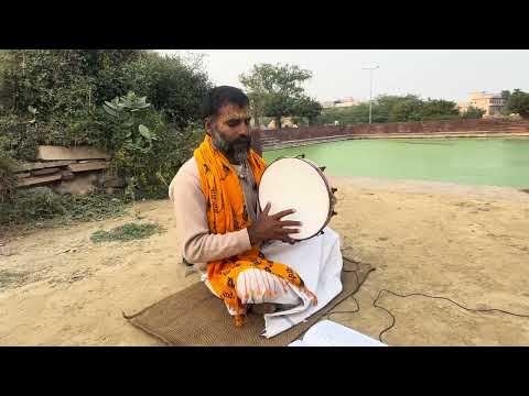 Very Nice Bhajan || गोपियों की लागी भीड़ पनघट प्यारा लगे मन // Gopiyon Ki Lagi Bheed Panghat Pyara ।