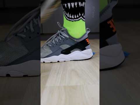 sneaker 👟 vs teeth with eyes 👀 #toys #unboxing #satisfying #funny #comedy v5