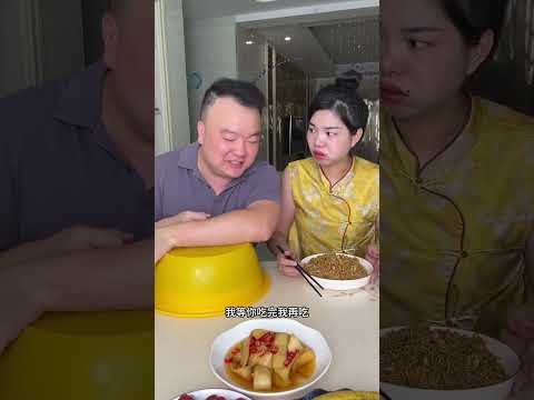 My stingy husband snatched the roast chicken away, but I ended up eating it anyway.