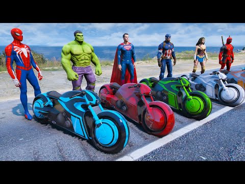 TEAM SPIDER-MAN MOTORBIKES RAMP CHALLENGE - RED HULK BRIDGE