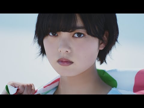 欅坂46絶対的センター・平手友梨奈、砂漠地帯で日差しに負けない力強い眼差し　『ミルミル/ミルミルS』...