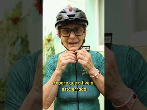 COMO AJUSTAR O CAPACETE?