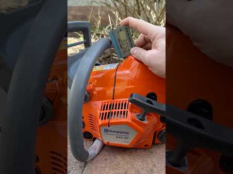 MEASURING IDLE SPEED HUSQVARNA 543XP CHAINSAW 🌲🇯🇵😎 #shorts