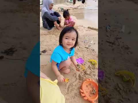 Main Ke Pantai #beachday