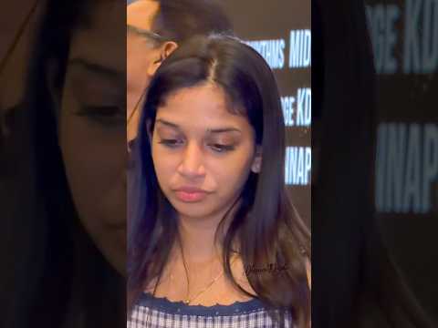 Bandmelam Movie చూసి ఏడుపు ఆపుకోలేకపోతున్నా Sridevi Crying After Watching Movie