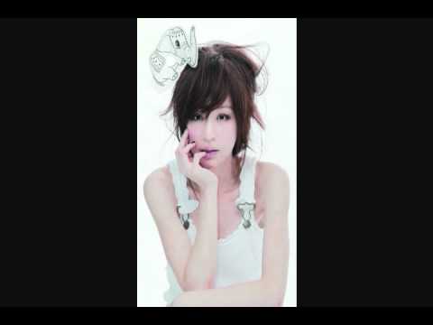 [MP3/DL] Cyndi Wang 王心凌 - 黏黏黏黏(Stick to You) *New Song* 2011 [HitFM Version]