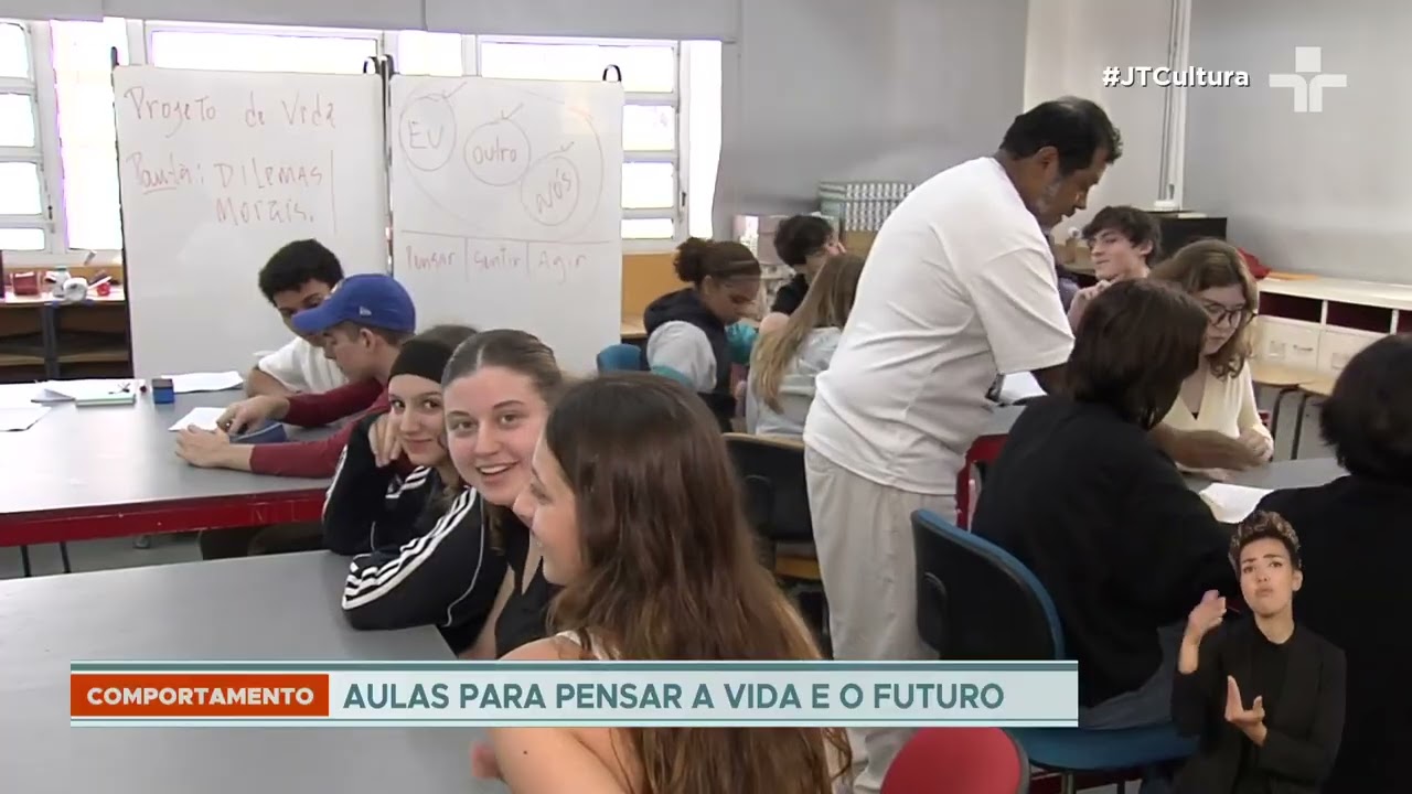 Dia do Adolescente destaca os desafios da transição entre infância e vida adulta