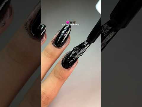 Dracalaura Nails 😳