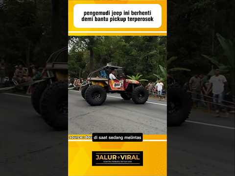pengemudi jeep ini sampai berhenti untuk melakukan hal mulia#videoviral