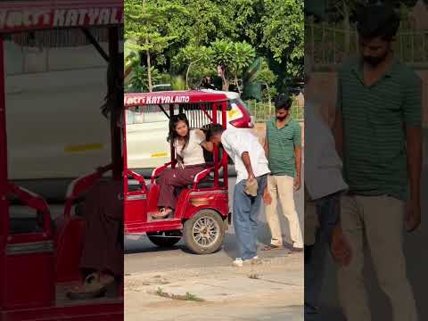 RickShaw Prank ๐๐คฃ๐คฃ #funny #comedy #prank #trendingshorts #youtubeshorts #viralshorts
