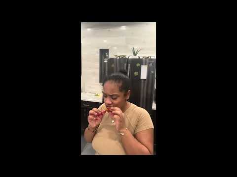 Deep fried crabs, Mama Jones tried to freestyle Rap