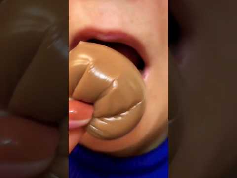 asmr DRINK COFFEE WITH MILK eating sounds mukbang #youtubeshorts #shorts