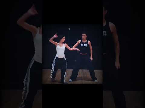 Dani siguiendo los pasos de su mamá 💗 #katseye #daniela