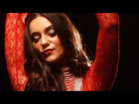 Liana Ramirez - HELLO HI (Official Performance Video)