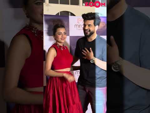 Tejasswi Prakash REFUSES to give a solo pose, Poses with Karan Kundrra #shorts #tejaswiprakash