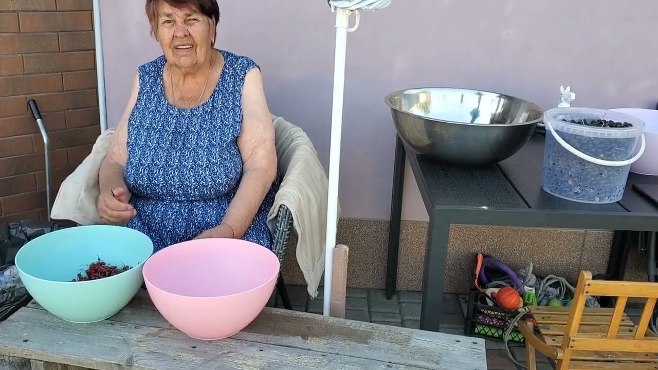 Купили черную и красную смородину! Наварили варенья! Готовимся к зиме