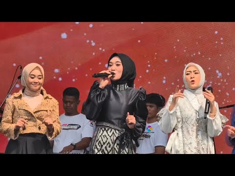TAMBAL BAN - ALL ARTIS ADELLA [ LIVE HARLAH SABILU TAUBAH GUS IQDAM BLITAR ]