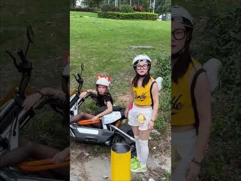 喂喂喂!這裡不讓停車! #機車 #女騎 #摩託車