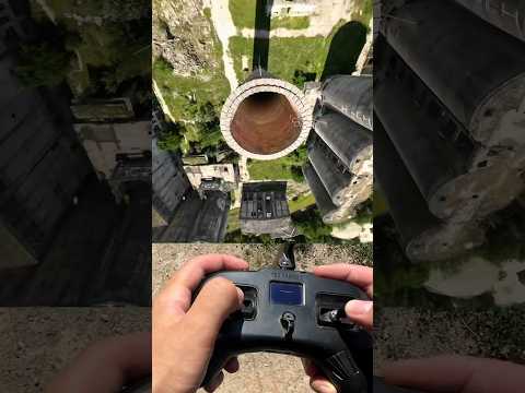 DURCH den TURM mit POWERLOOP? 🚀 #fpv #fpvfreestyle