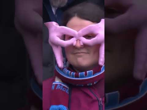 These John McGinn glasses from this Villa fan 🤣👏