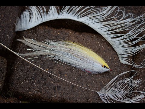 Stripped Ostrich Deceiver - 1 Minute Tying Tutorial