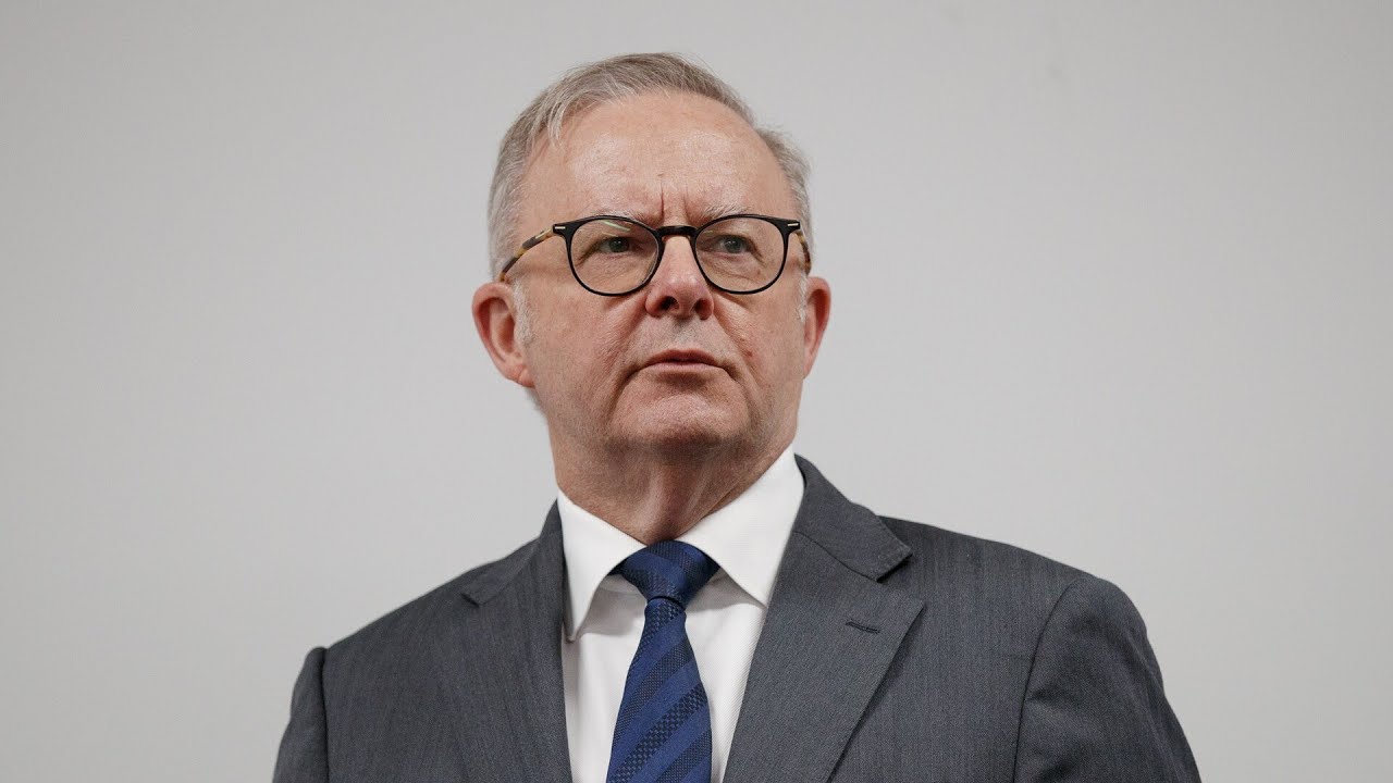 Labor to devise a strategy to tackle antisemitism