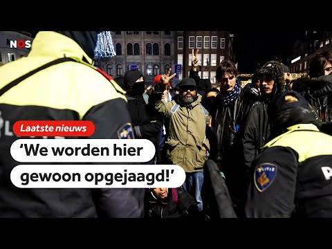 ME gebruikt geweld tegen demonstranten na protest Amsterdam