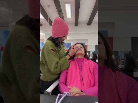 Letting her experiment on my face😉 #fashion #stylehacks
