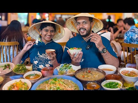 How to eat Vietnamese food? 🇻🇳 🍱 
