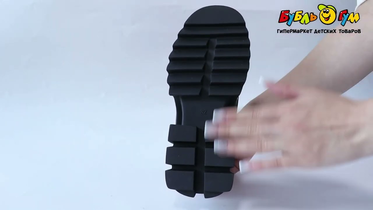 Туфли Barbaris школьные с широкой цепью черные  - видео Туфли Barbaris школьные с широкой цепью черные  - видео
