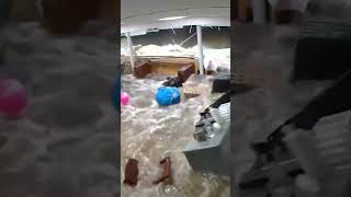 Yellow River flood sweeps bridges And roads to visit waterfalls | #shorts #flood #todayflood