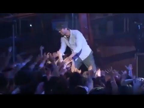 Enrique Iglesias – Tired Of Being Sorry (LIVE)