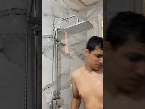 ‏مين بيعمل كده