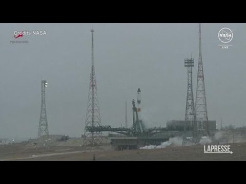 La Russia lancia una navicella cargo da Baikonur in Kazakistan