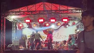 mamah ziyad masakmakan sedang live sekarang!