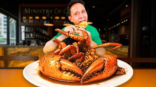 BIGGEST Blue Crab I’ve Ever Seen!! Sri Lanka’s XXXL Seafood!!
