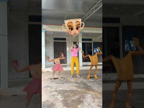 Hana dances with Tung Tung Tung Sahur and Balerina Cappuccino