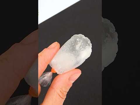 DIY mini 'glove' balloon experiment