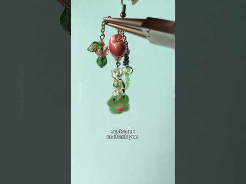 making custom earrings 🩵#handmadeearrings #customjewelry #promdress #beads #makingjewellery