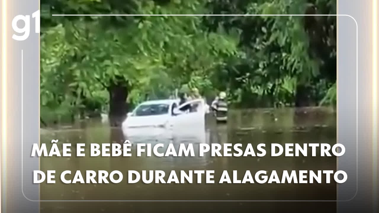 Mãe e bebê ficam presas dentro de carro durante alagamento em Goiânia