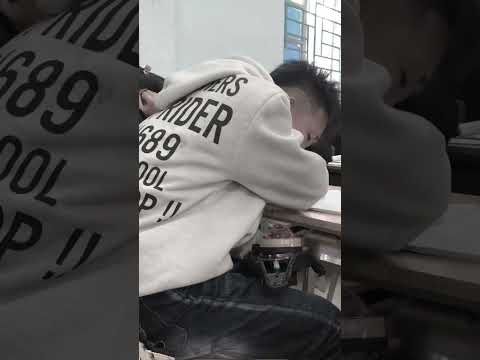 Trộm vía là bạn đã có việc làm thêm, đã có cặp mới