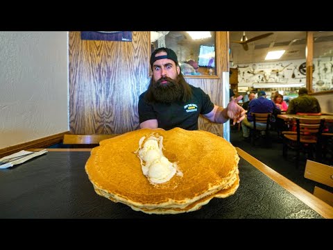 I ORDERED AMERICA’S OLDEST PANCAKE CHALLENGE AT A PACKED DINER IN ARIZONA! | BeardMeatsFood