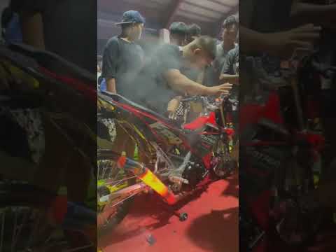 Raider 150 Fi smoke machine 🤣