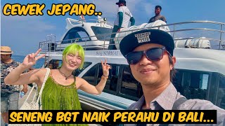PERTAMA KALI NAIK PERAHU DI BALI , CEWEK JEPANG INI SENENG BANGET, KAYAK NAIK WAHANA