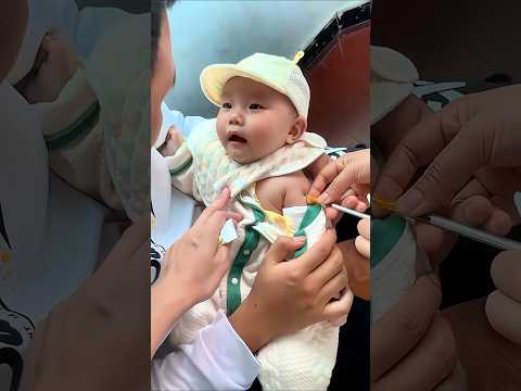The child starts crying as soon as the injection is given 😱 #shorts #entertainment #shortsvideo