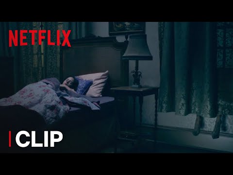 The Haunting of Hill House | Clip: Spot The Uninvited Visitor | Netflix