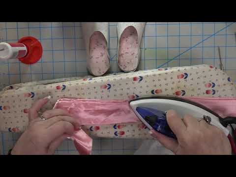 Hanging Sachet Ballet Slippers using Pink Christmas for MCS